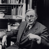 Gordon Russell : Good Design & Better Living